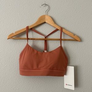 Lululemon flow Y nulu bra size 6 sports bra activewear yoga pirates